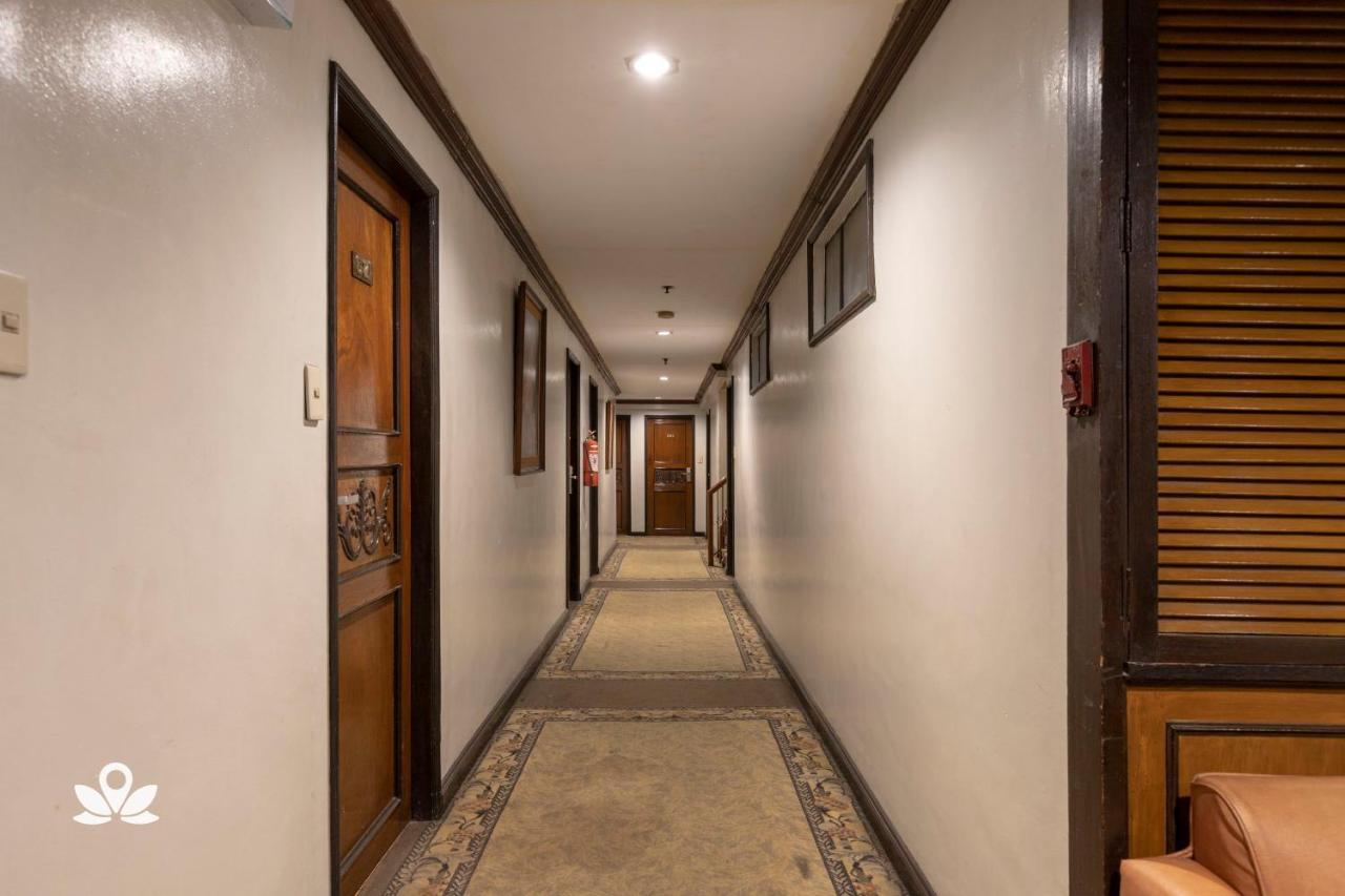 Zen Rooms Camelot Hotel Qc Quezon City Dış mekan fotoğraf
